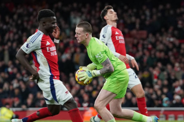 Hàng công Arsenal bế tắc trước Everton.