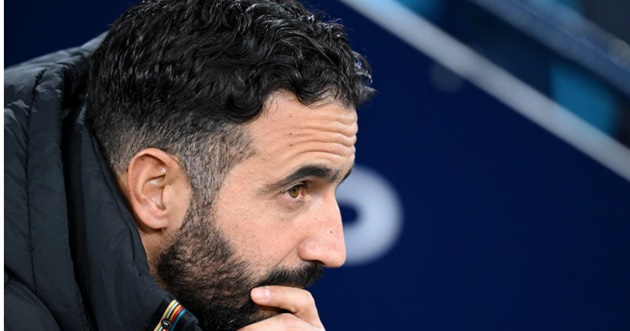Amorim khá đau đầu khi chứng kiến đội hình Man Utd bị rò rỉ trước trận đấu.