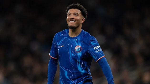 Sancho đang bay cao cùng Chelsea.