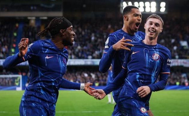 Chelsea dễ dàng đánh bại Aston Villa với tỷ số 3-0.