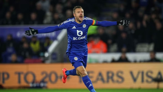 Vardy cùng Van Nistelrooy đi vào lịch sử.