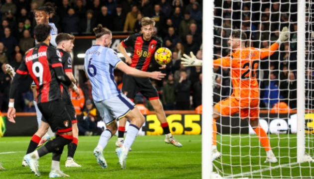 tottenham-bay-mau-truoc-bournemouth