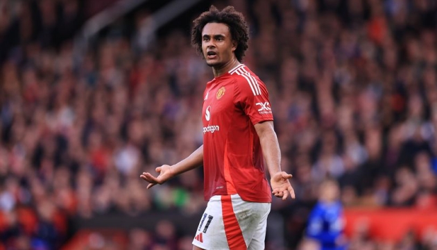 Joshua Zirkzee đang đối mặt với tương lai vô định ở Man United.