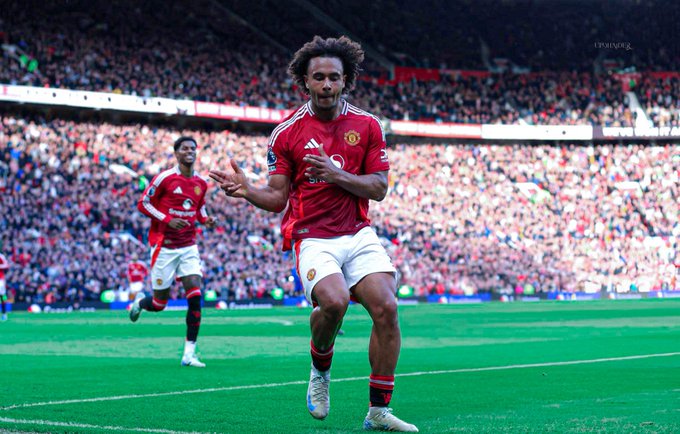 Zirkzee lọt tầm ngắm Juventus.