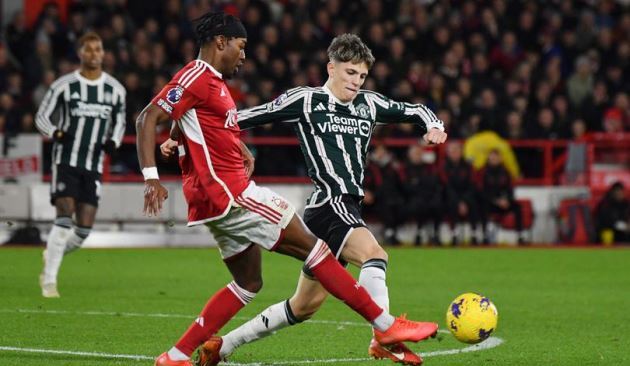 Man United buộc phải thắng Forest.