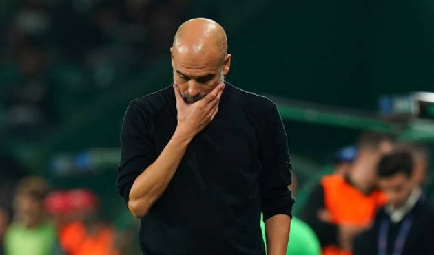 Man City tiếp tục mất điểm ở những thời điểm quan trọng.
