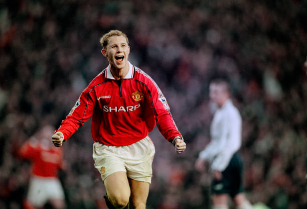 9. Nicky Butt (270 trận, 6 danh hiệu). Năm 2012, Butt từng trở lại Old Trafford để đảm nhiệm vị trí huấn luyện viên (coach) của đội trẻ, trước khi trở thành Giám đốc Học viện vào năm 2016. Đến năm 2019, ông lại tiếp tục chia tay Man Utd.