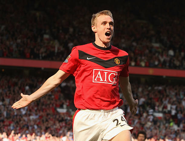 7. Darren Fletcher (223 trận, 5 danh hiệu). Dù không được giới truyền thông nhắc đến như một cái tên đình đám, Fletcher là tiền vệ được giới chuyên môn đánh giá rất cao. Hiện tại, ông đang là thành viên trong ban lãnh đạo Man Utd.