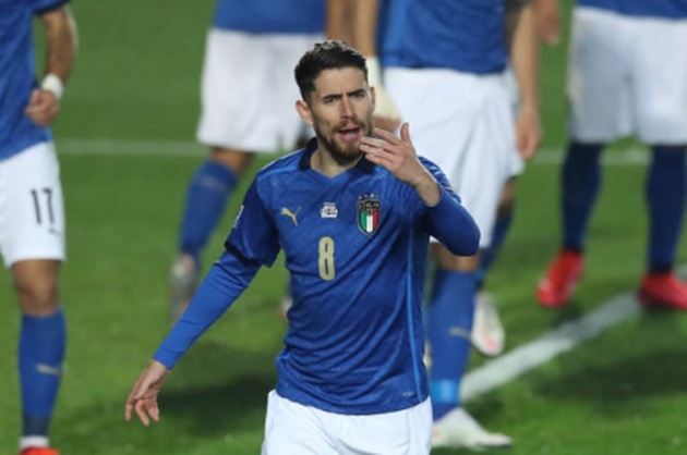 Jorginho được triệu tập lên tuyển Ý.