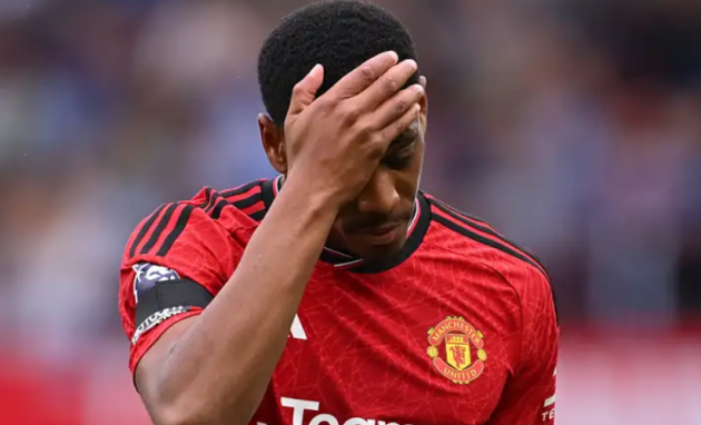 Martial chia tay Man United.