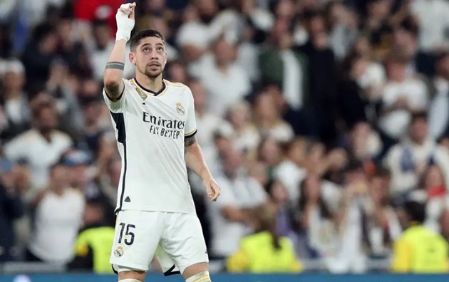 Valverde ngày càng tiến bộ.