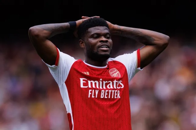 Arsenal nhắm 2 tiền vệ thay Partey.