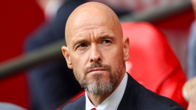 Collymore không đánh giá cao Ten Hag.