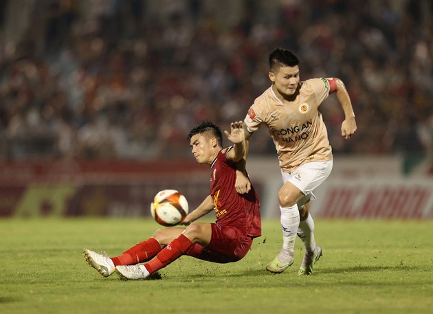 CAHN chính thức trở thành cựu vương của V.League. Ảnh: VPF.