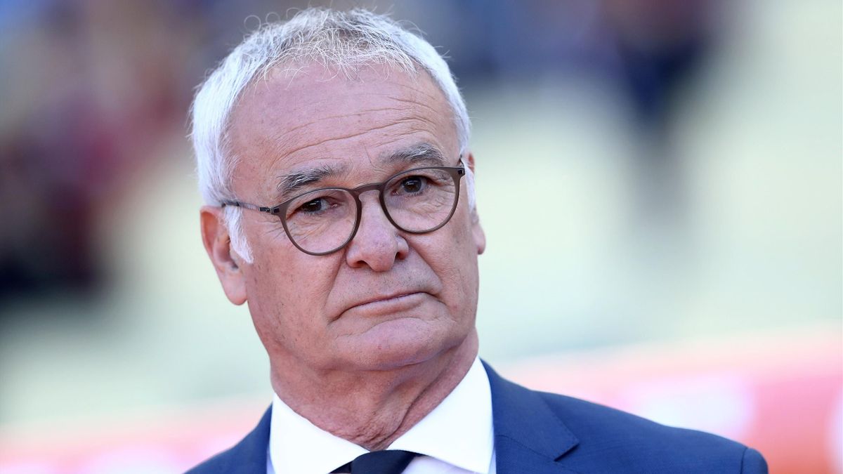 Ranieri bị cọi là 'người tạm giữ ghế' cho Mourinho.