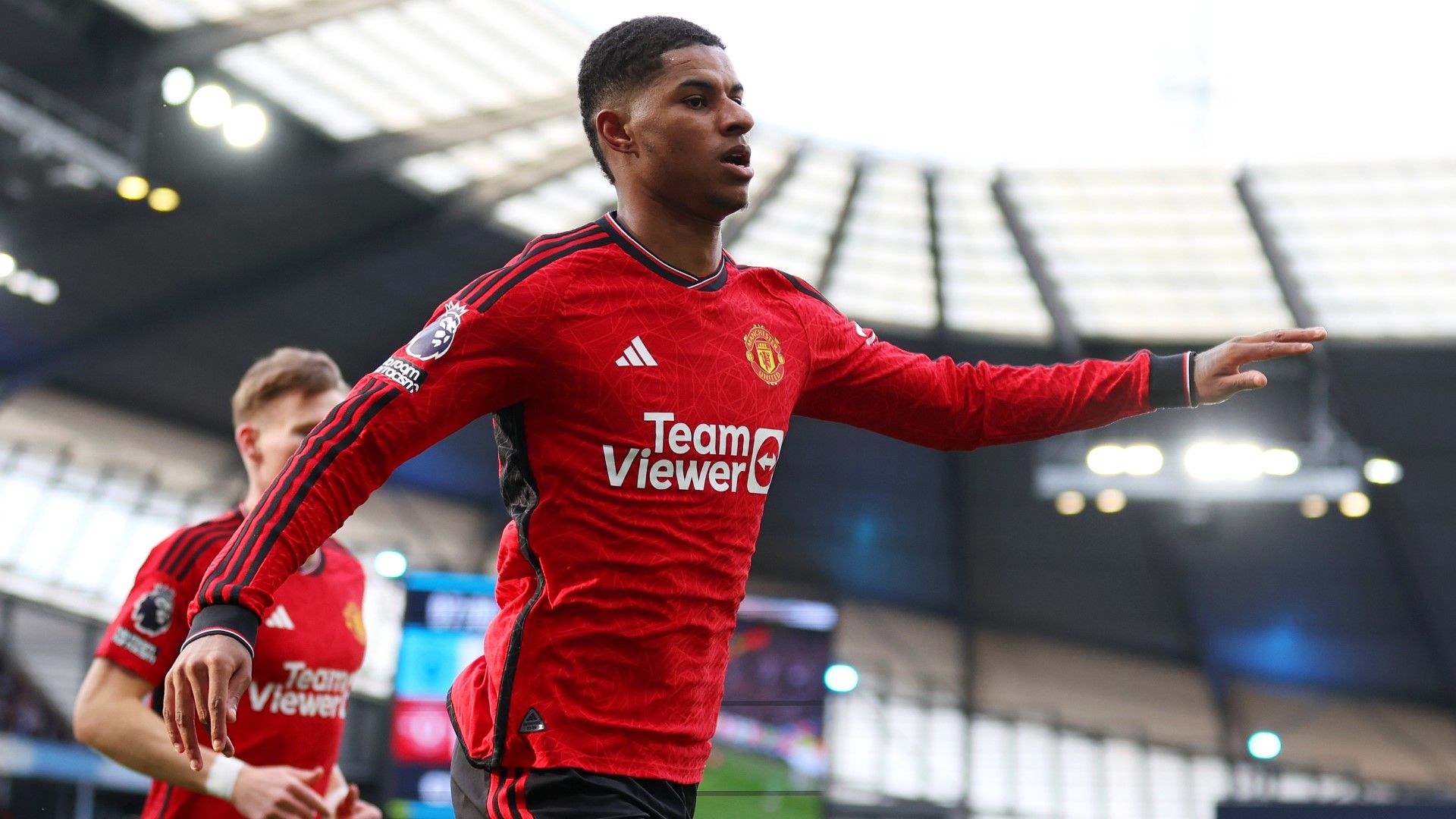 Nhiều người có quyền nghi ngờ về sự ổn định của Rashford, nhưng đây là cầu thủ chạy cánh đã ghi 83 bàn ở Premier League, và ghi tổng cộng 191 bàn thắng và kiến ​​tạo sau 293 lần ra sân kể từ khi ra mắt MU lúc mới 17 tuổi vào năm 2016.