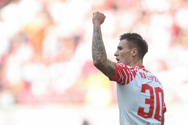 Benjamin Sesko lọt vào mắt xanh của Arsenal.