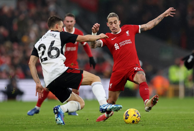 Tsimikas có thể ra đi.