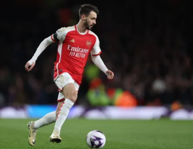 Vieira có khả năng chia tay Arsenal.