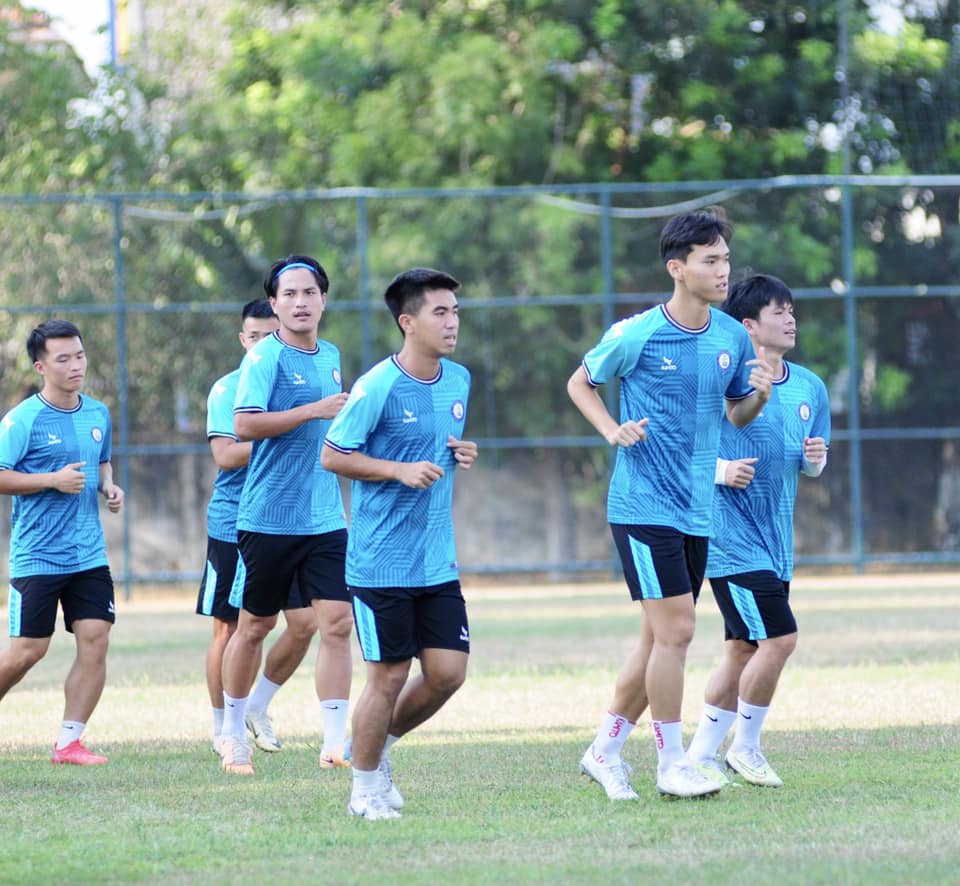 CLB Khánh Hòa có nguy cơ rời giải nếu như cầu thủ vẫn chưa được giải quyết vấn đề lương, thưởng. Ảnh: CLB Khánh Hòa.