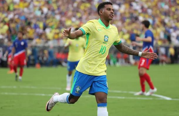 Rodrygo có trận đấu tuyệt vời.