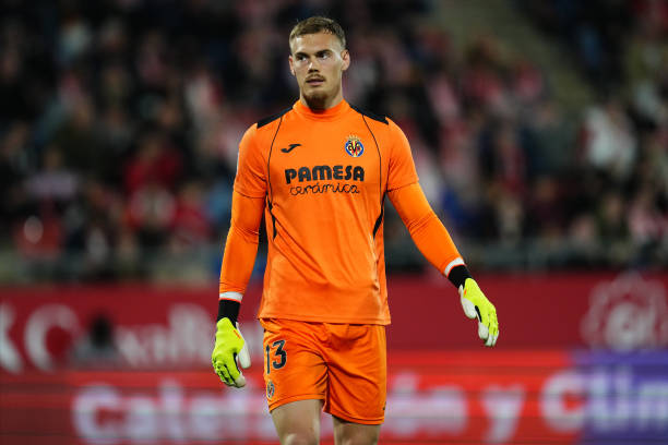 Filip Jorgensen lọt vào mắt xanh của Chelsea.