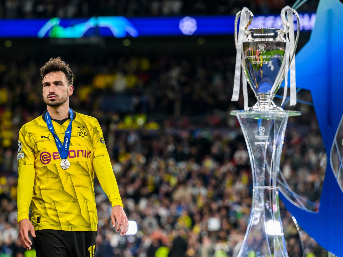 Tại EURO 2024, khá bất ngờ khi Hummels không có tên trong danh sách của tuyển Đức. Dù sao thì anh cũng đã có một mùa giải thành công và xứng đáng với những lời khen ngợi. Hummels chính là một trong những cầu thủ hay nhất Champions League mùa này.