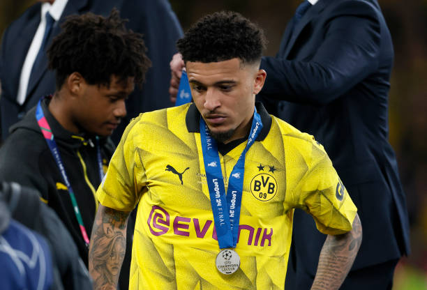 Jadon Sancho không thể vô địch Champions League cùng Borussia Dortmund.
