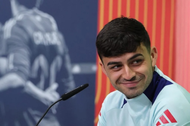 Pedri sẽ là quân bài quan trọng của Barca mùa tới.