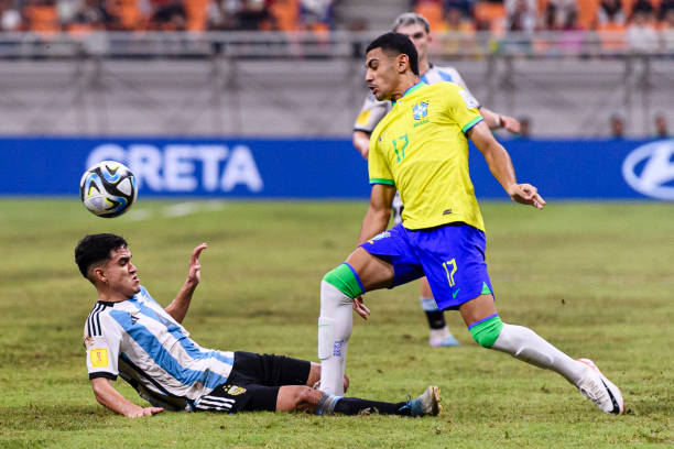 Riquelme Fillipi gây ấn tượng trong màu áo U20 Brazil.