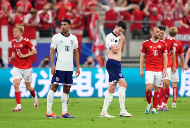 Rice sẽ phải sớm tìm lại phong độ vốn có của mình, hoặc Gareth Southgate cần đưa ra những lựa chọn phù hợp hơn khi băng ghế dự bị vẫn còn đó những lựa chọn như Adam Wharton hay Kobbie Mainoo.