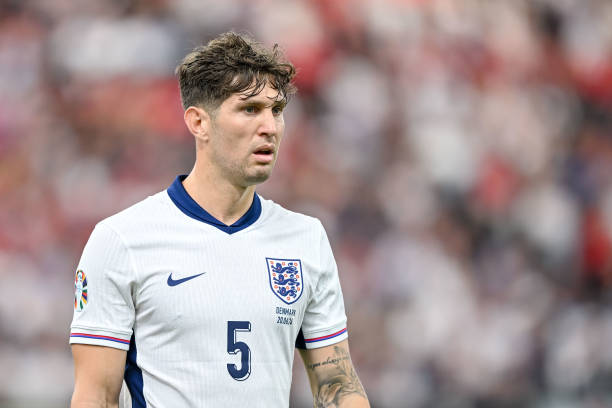 John Stones thừa nhận tuyển Anh đáng ra phải chơi tốt hơn.
