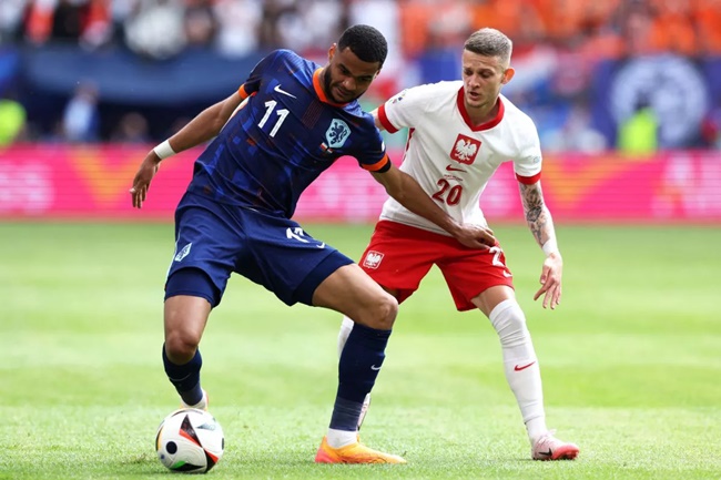 Szymanski lọt vào tầm ngắm của Spurs.
