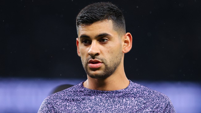 PSG quan tâm Romero.