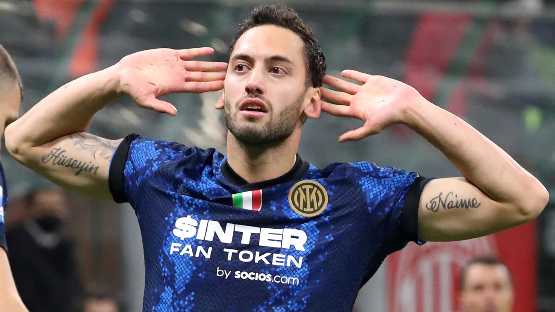 Bán Calhanoglu sẽ đem lại cho Inter vô số lợi ích về tài chính.
