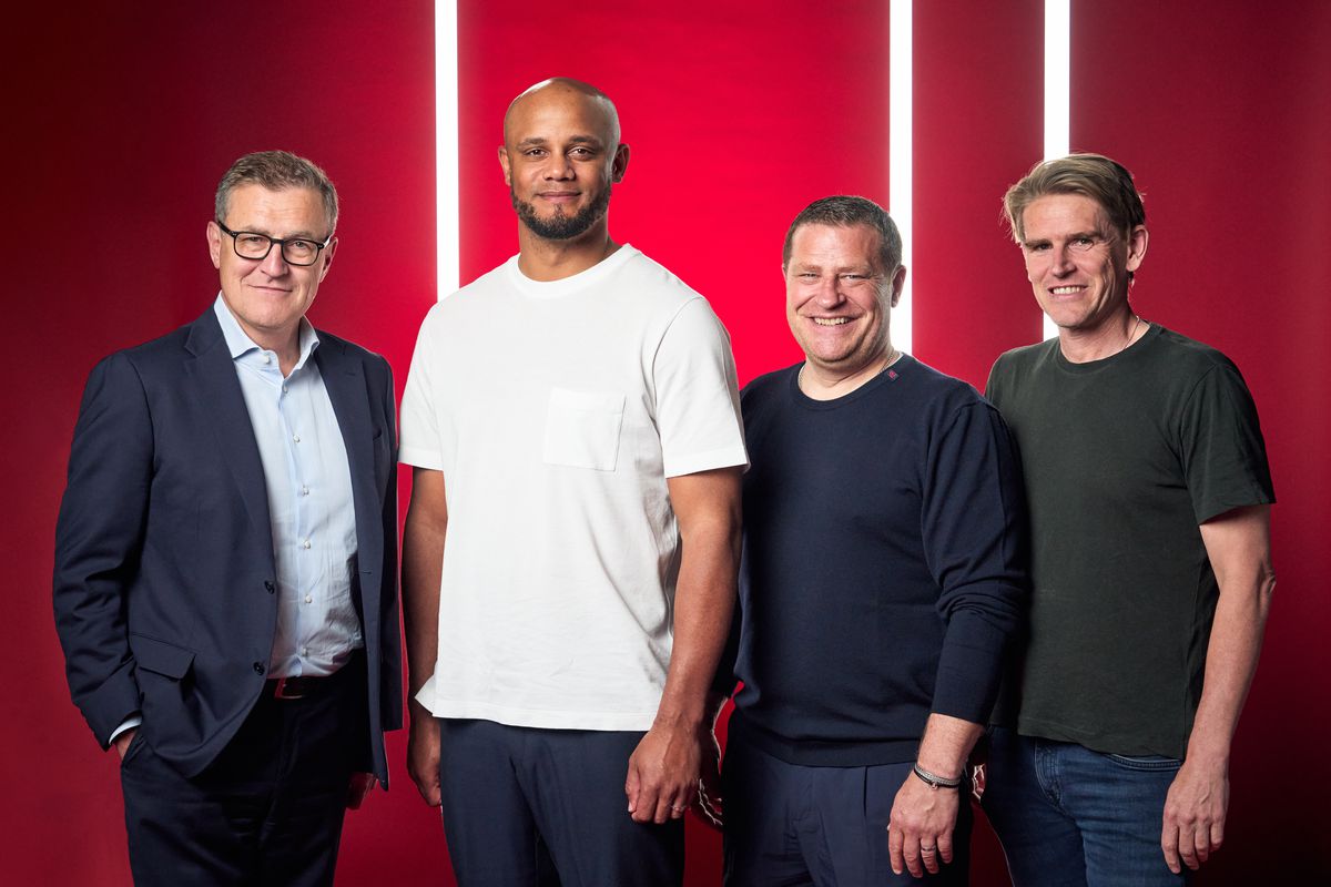 Kompany (áo trắng) muốn cải tổ đội hình Bayern.