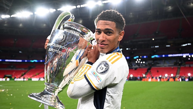 Jude Bellingham trải qua mùa giải đầu tiên trong mơ tại Real Madrid. Anh có lần đầu tiên giành chức vô địch Champions League sau chiến thắng 2-0 trước Borussia Dortmund tại Wembley.