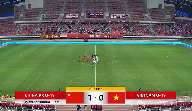 U19 Việt Nam thua U19 Trung Quốc ngày ra quân giải giao hữu quốc tế. Ảnh chụp màn hình.