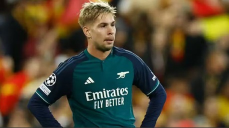 Smith Rowe đứng trước nhiều đồn đoán về tương lai.