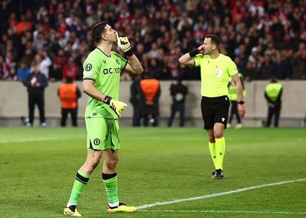 Martinez không có nhiều cơ hội ở Arsenal.