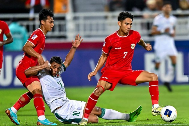 Indonesia bại trận trước Iraq.