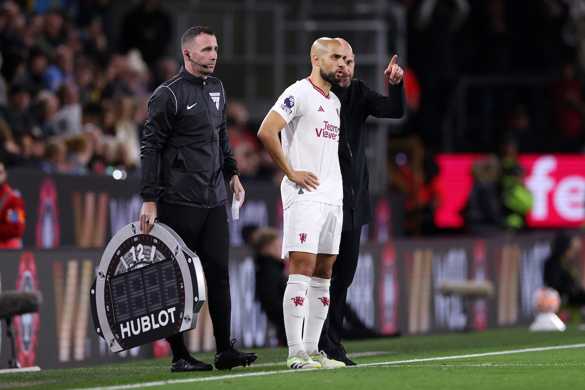 Ten Hag có thể giữ chân Amrabat nếu còn tại vị ở Man United.