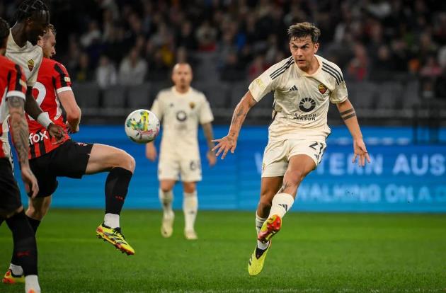 Dybala có thể nâng tầm Man United.