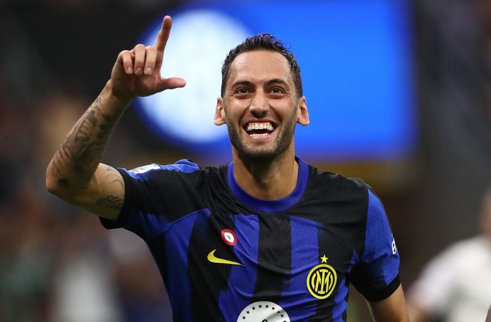 Calhanoglu đăng quang Serie A cùng Inter Milan mùa 2023/24.