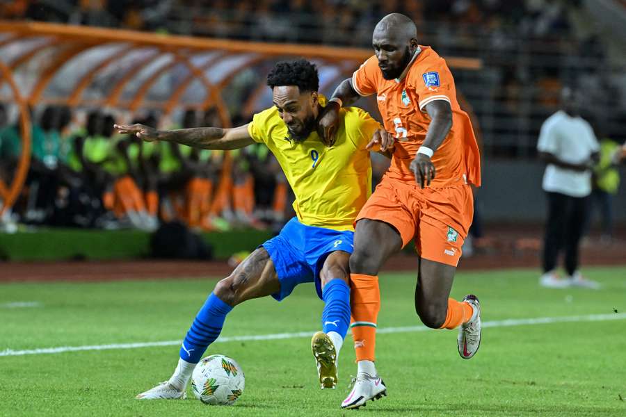 Aubameyang không thể giúp Gabon có điểm trước Bờ Biển Ngà.