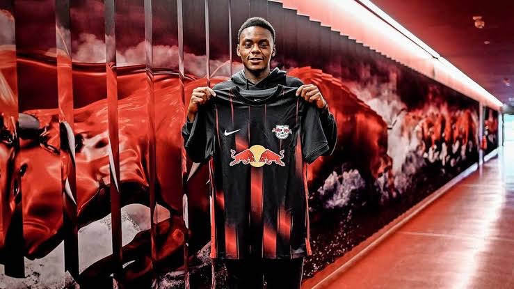 Onuoha được Bayern để mắt tới.