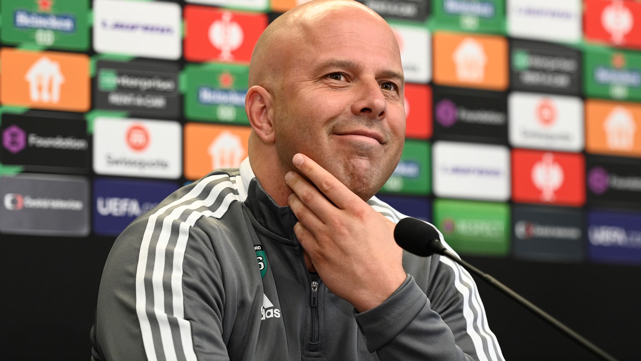 Slot nhận nhiều lời có cánh từ Van Gaal.