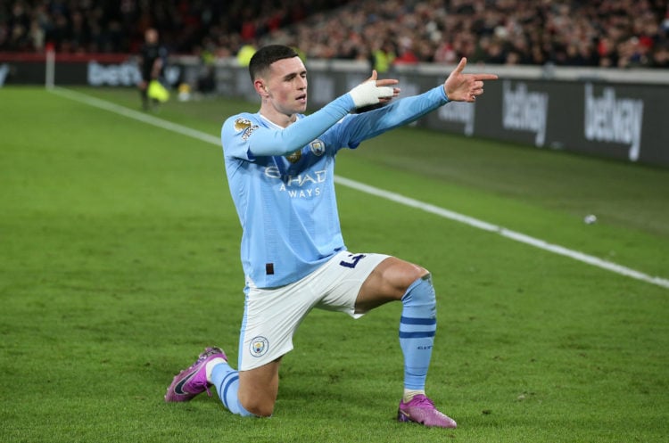 Choáng với Phil Foden