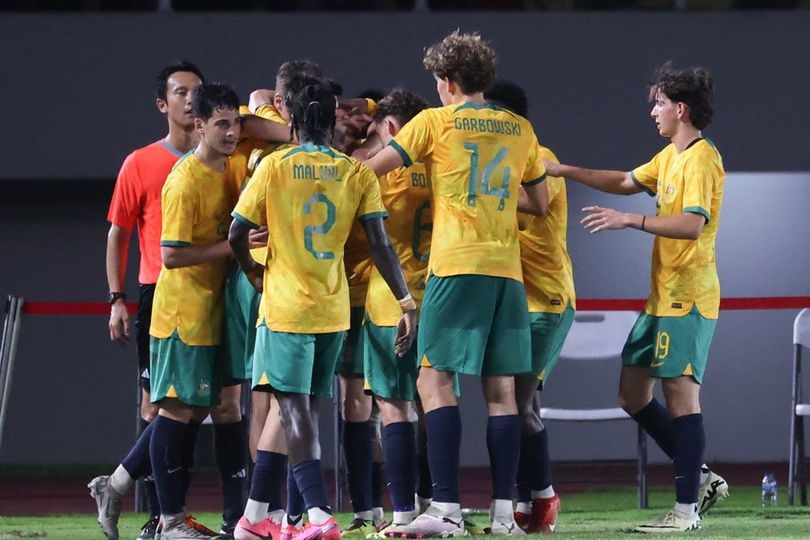U16 Australia vào chơi chung kết sau chiến thắng trước chủ nhà Indonesia.