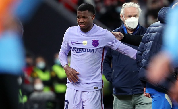 Các chấn thương liên miên khiến Fati đánh mất phong độ.